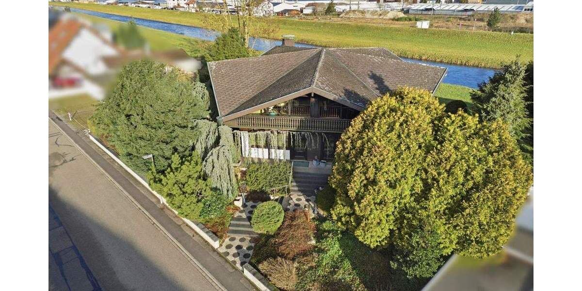 Einfamilienhaus Kuppenheim - 8 Zimmer, 216 m&sup2;, 749.000&euro; | Angebot:25728710