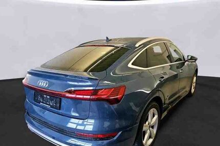 Audi e-tron 29.780 km 33.500 &euro; Sasbach 77880