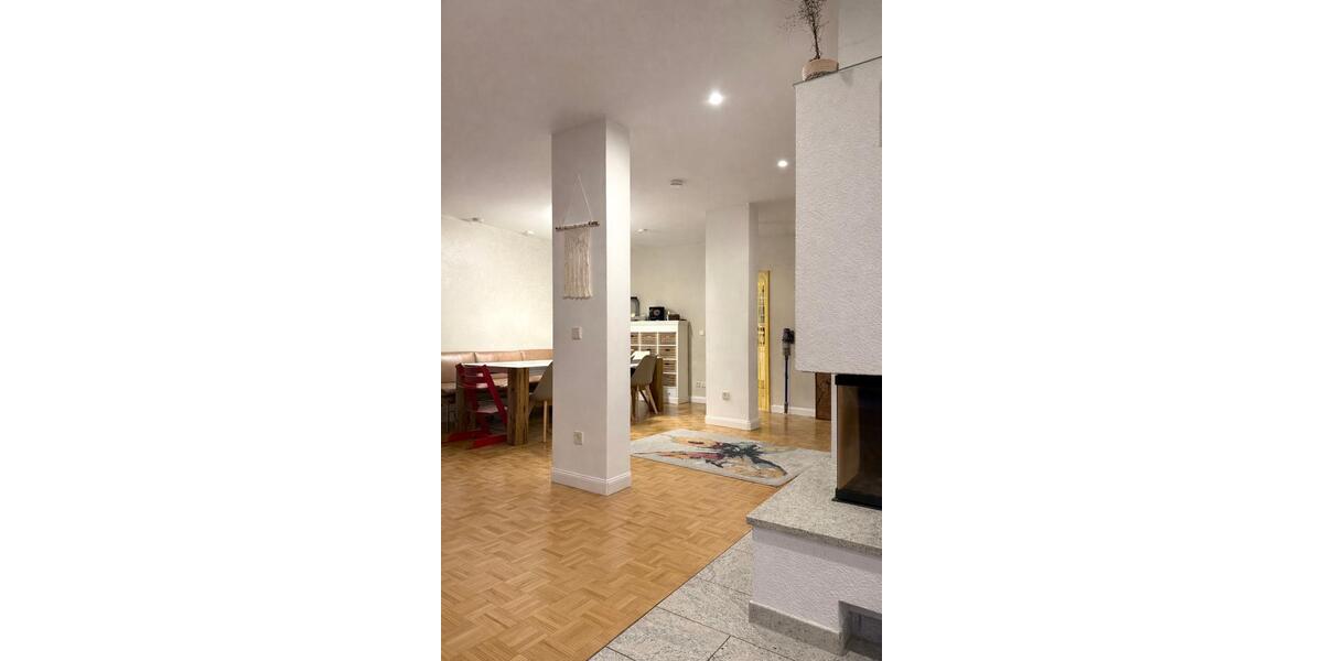 Doppelhaushälfte Waldbronn - 6 Zimmer, 161 m&sup2;, 2.350&euro; | Angebot:25612270