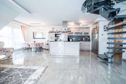 Wohnung Schömberg - 4 Zimmer, 97 m&sup2;, 385.000&euro; | Angebot:17200130