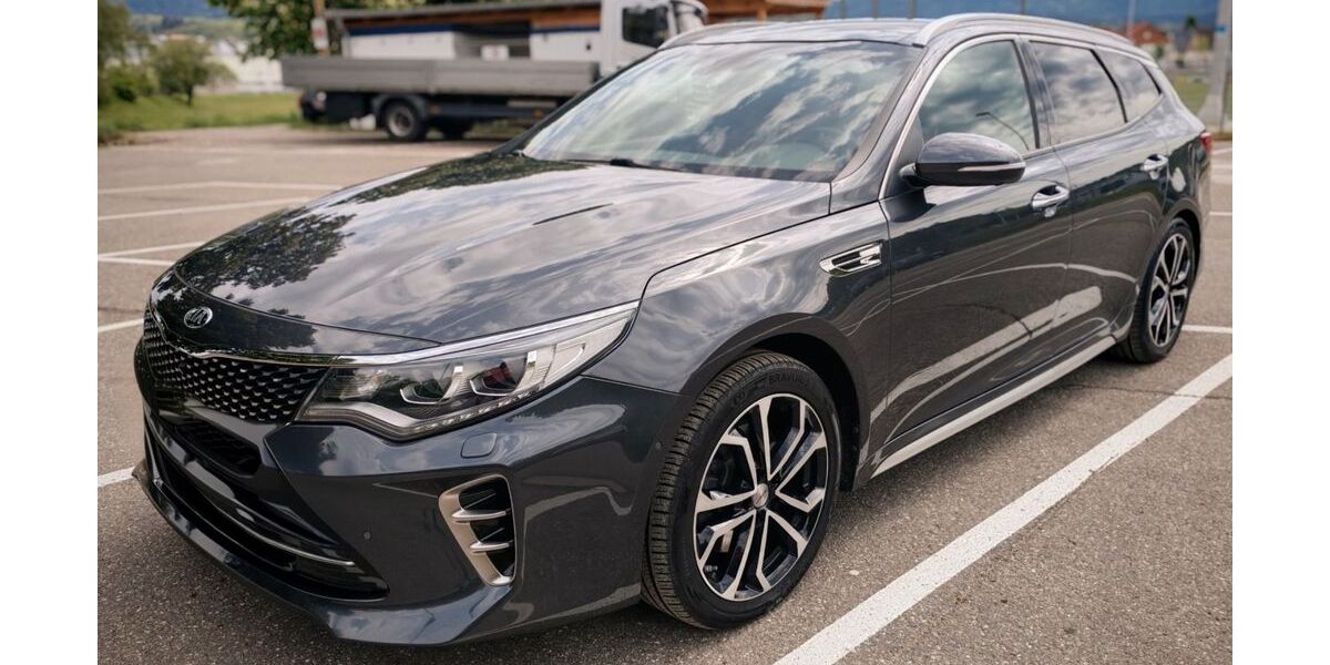 Kia Optima 91.000 km 16.390 &euro; Gaggenau 76571