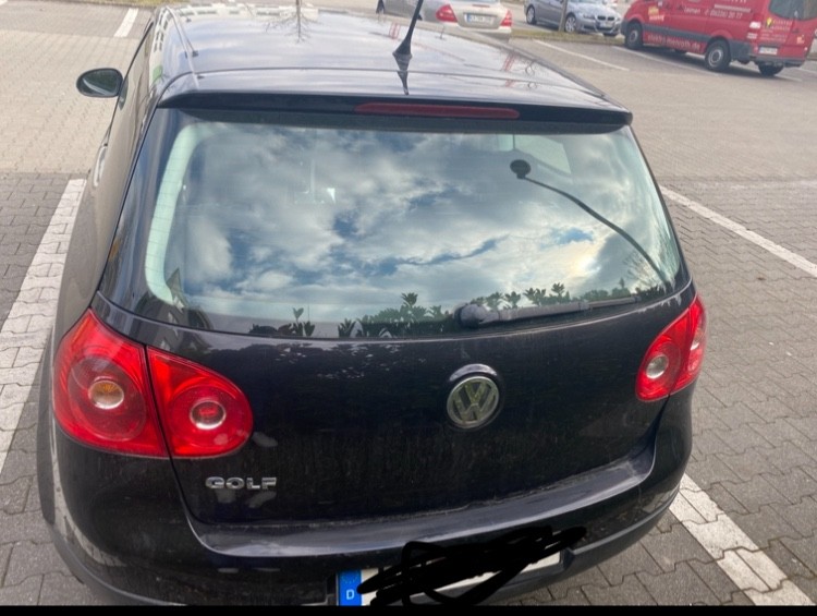 VW Golf 198.000 km 1.499 &euro; Rheinmünster 77836