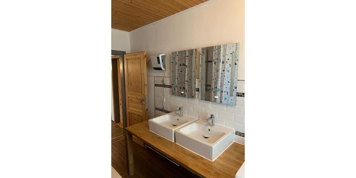 Mehrfamilienhaus, Wohnhaus Seewald - 8 Zimmer, 221 m&sup2;, 265.000&euro; | Angebot:26038782