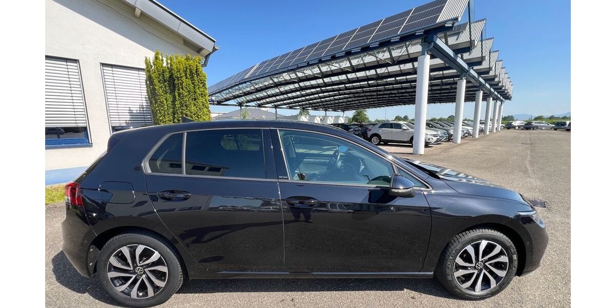 VW Golf 42.856 km 21.700 &euro; Sasbach 77880