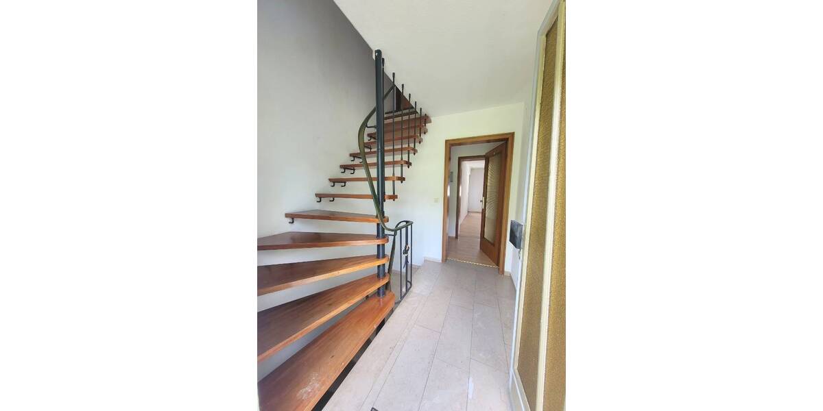 Mehrfamilienhaus, Wohnhaus Baden Baden Balg - 7 Zimmer, 185 m&sup2;, 479.000&euro; | Angebot:26683549