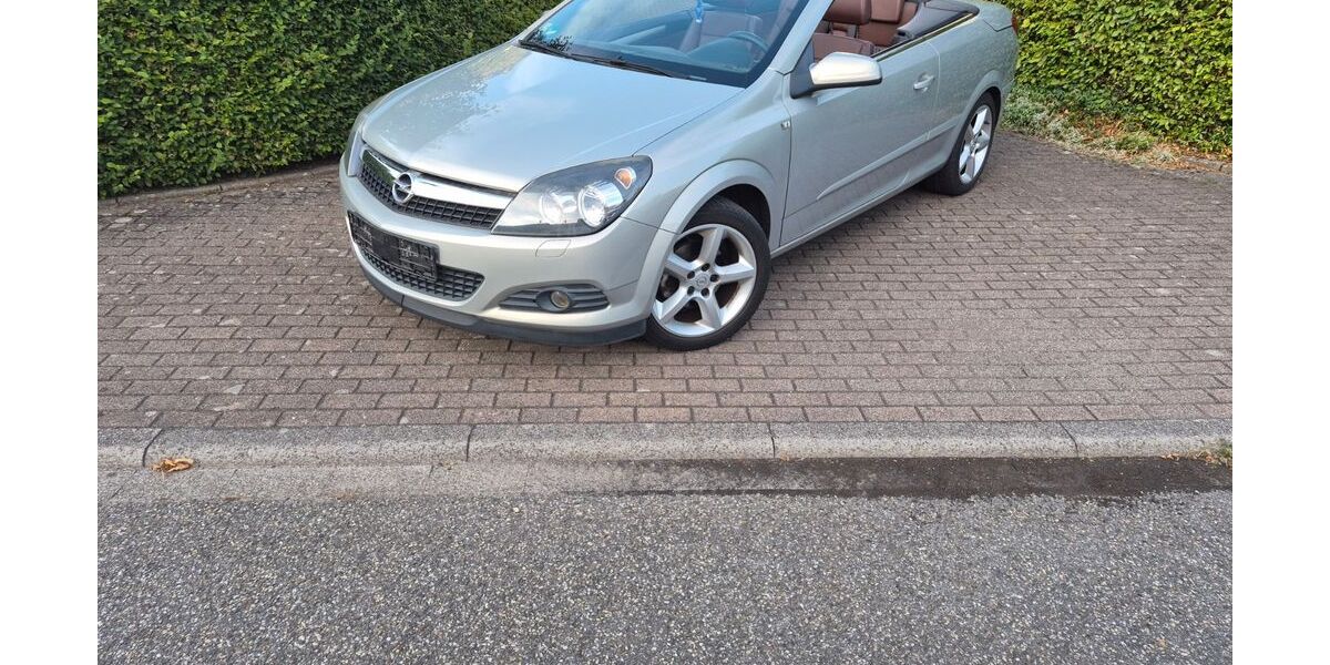 Opel Astra 102.631 km 3.900 &euro; Baden-Baden 76532