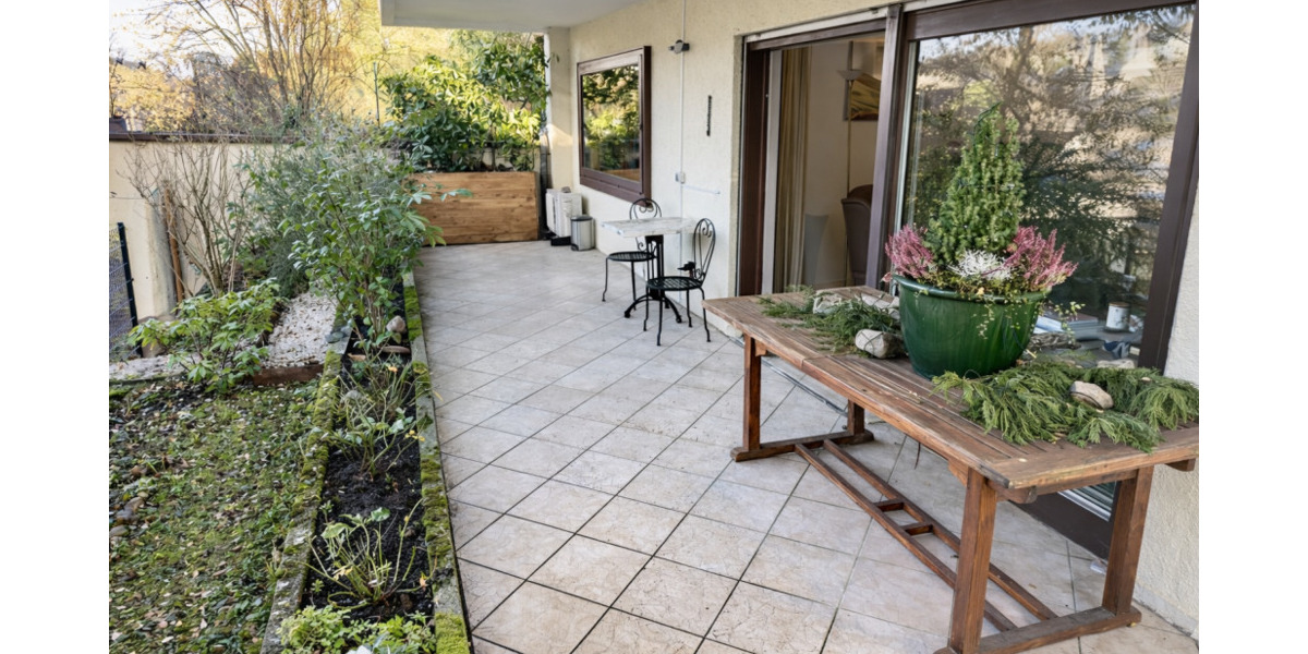 Etagenwohnung Baden-Baden Innenstadt - 2 Zimmer, 86 m&sup2;, 315.000&euro; | Angebot:25744111