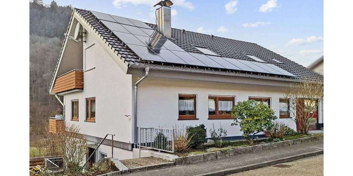 Einfamilienhaus Ottenhöfen im Schwarzwald - 9 Zimmer, 245 m&sup2;, 429.000&euro; | Angebot:24342094