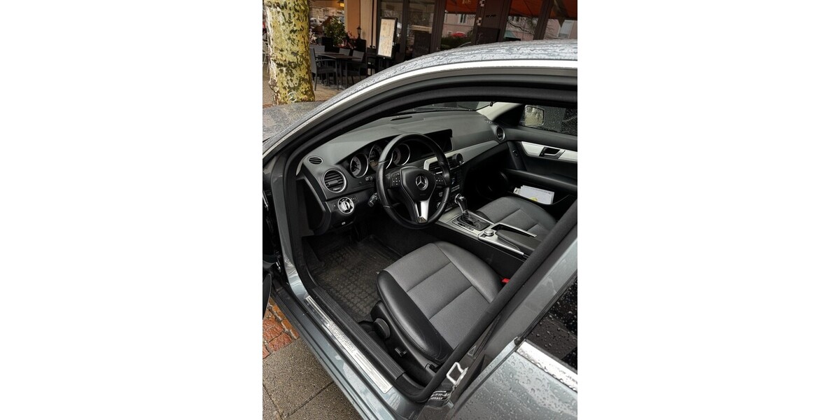 Mercedes-Benz C 180 178.000 km 10.200 &euro; Baden-Baden 76530