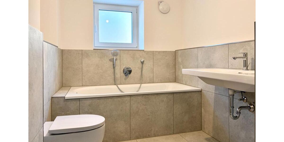 Erdgeschoßwohnung Baden-Baden Lichtental - 3 Zimmer, 80 m&sup2;, 1.250&euro; | Angebot:26440316
