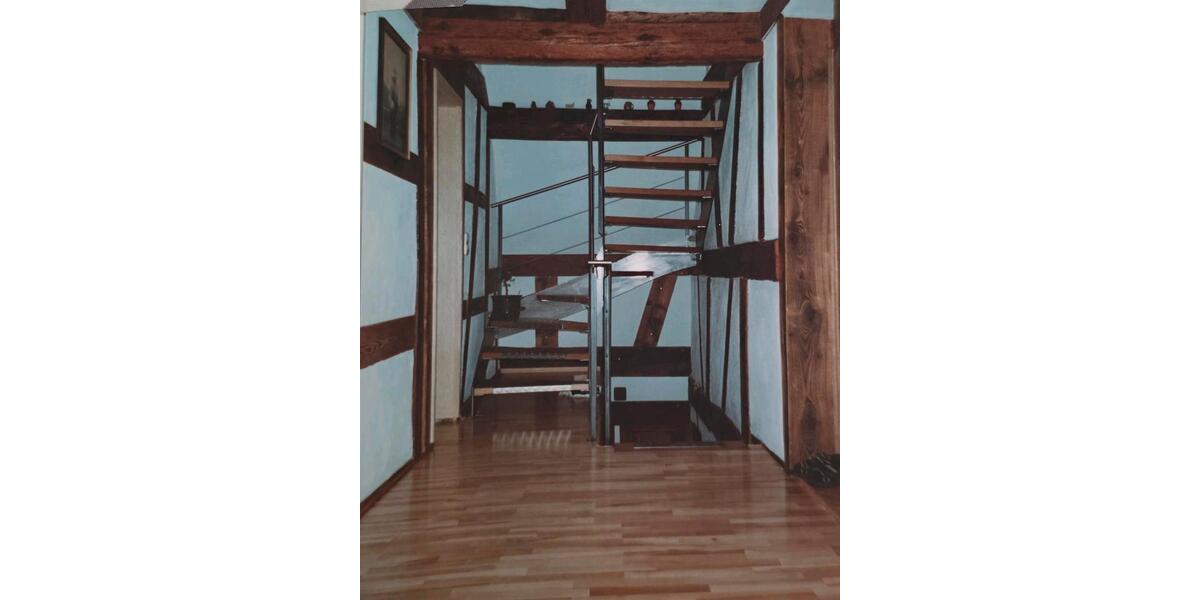 Einfamilienhaus Loffenau - 5 Zimmer, 139 m&sup2;, 380.000&euro; | Angebot:25612393