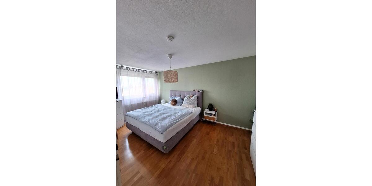 Etagenwohnung Rheinau - 4 Zimmer, 94 m&sup2;, 1.100&euro; | Angebot:25870576