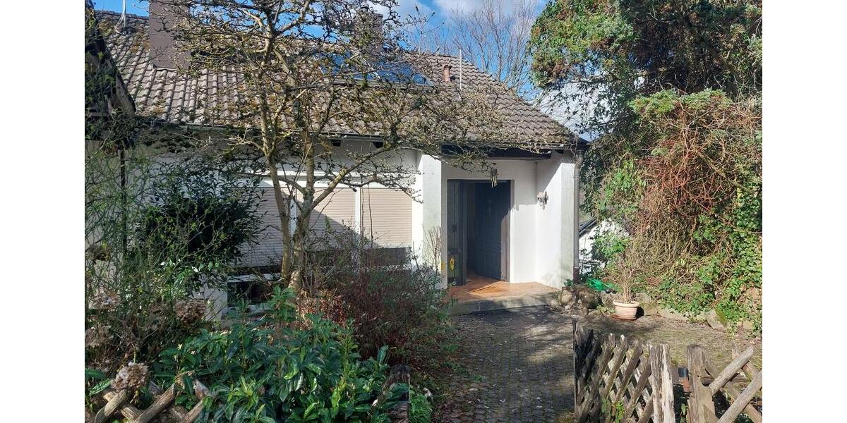 Einfamilienhaus Loffenau - 12 Zimmer, 187 m&sup2;, 333.000&euro; | Angebot:25962787