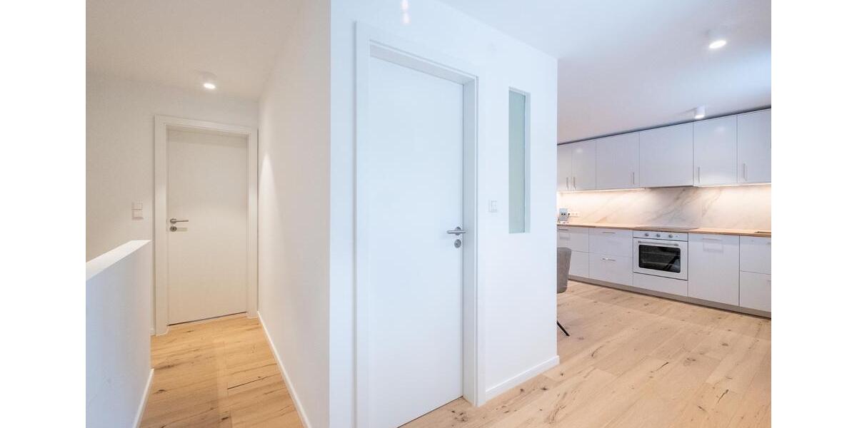 Hochparterre Baden-Baden Baden - 1.5 Zimmer, 51 m&sup2;, 1.200&euro; | Angebot:25085345