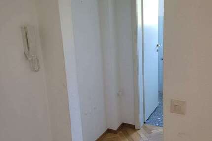 Wohnung Baden-Baden Baden - 3 Zimmer, 86 m&sup2;, 1.100&euro; | Angebot:23749176