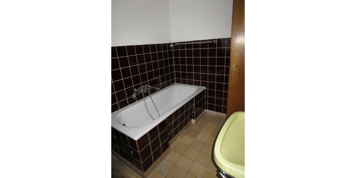 Etagenwohnung Gaggenau - 7 Zimmer, 166 m&sup2;, 1.660&euro; | Angebot:25160998