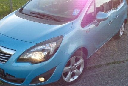 Opel Meriva 196.000 km 2.000 &euro; Muggensturm 76437