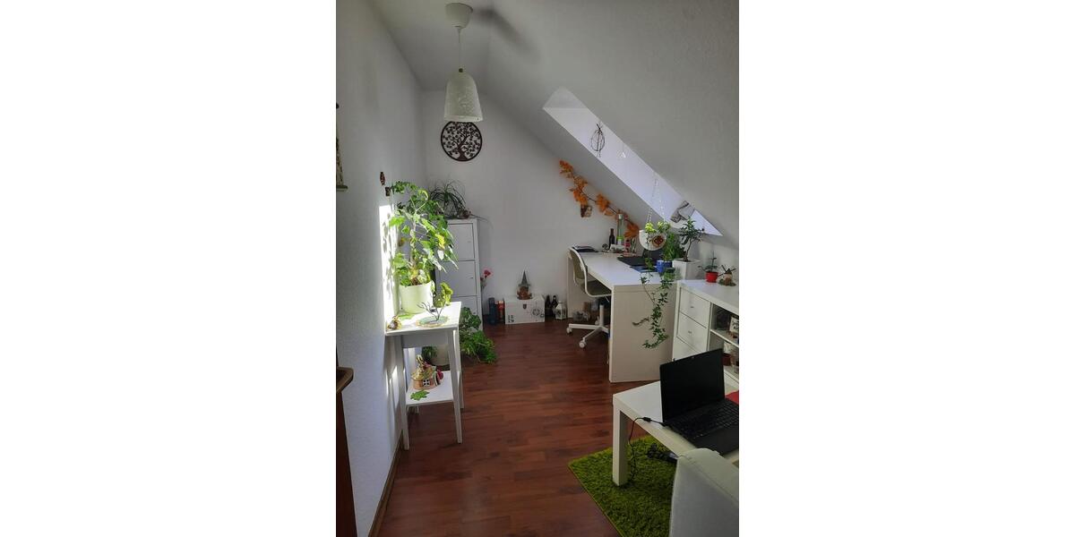 Dachgeschoßwohnung Bad Wildbad - 2.5 Zimmer, 53 m&sup2;, 510&euro; | Angebot:25933505