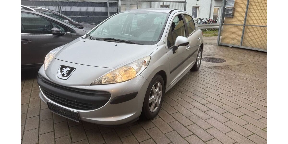 Peugeot 207 190.000 km 1.299 &euro; Malsch 76316