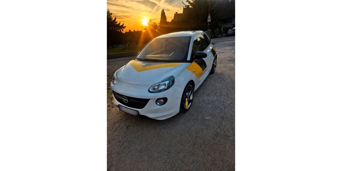 Opel Adam 132.124 km 5.500 &euro; Kappelrodeck 77876