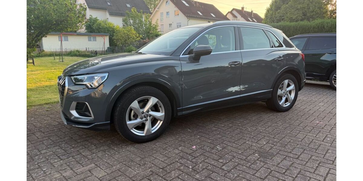 Audi Q3 60.000 km 24.400 &euro; Gaggenau 76571