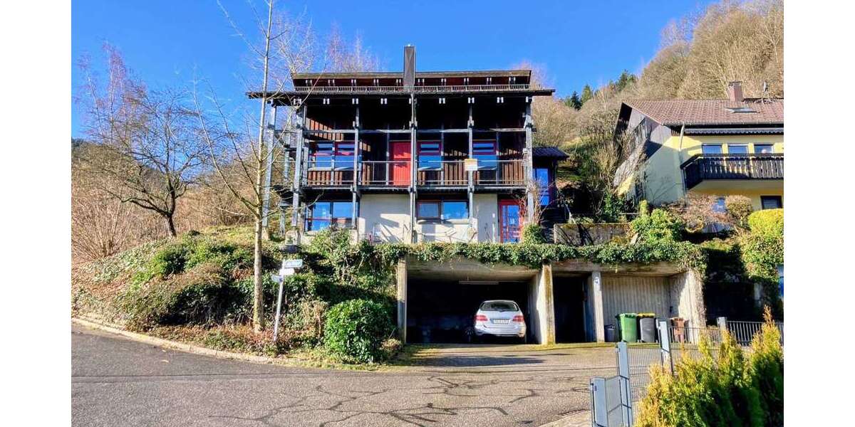 Einfamilienhaus Weisenbach - 8 Zimmer, 177 m&sup2;, 325.000&euro; | Angebot:25225746