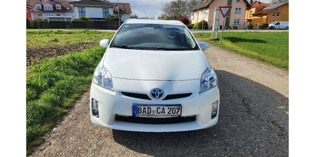 Toyota Prius 228.000 km 8.300 &euro; Baden-Baden, Stadt 76532