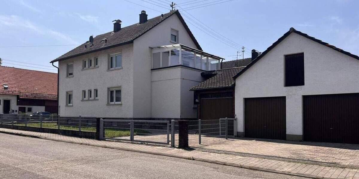 Mehrfamilienhaus, Wohnhaus Baden-Baden / Sandweier Sandweier - 6 Zimmer, 160 m&sup2;, 495.000&euro; | Angebot:25694691