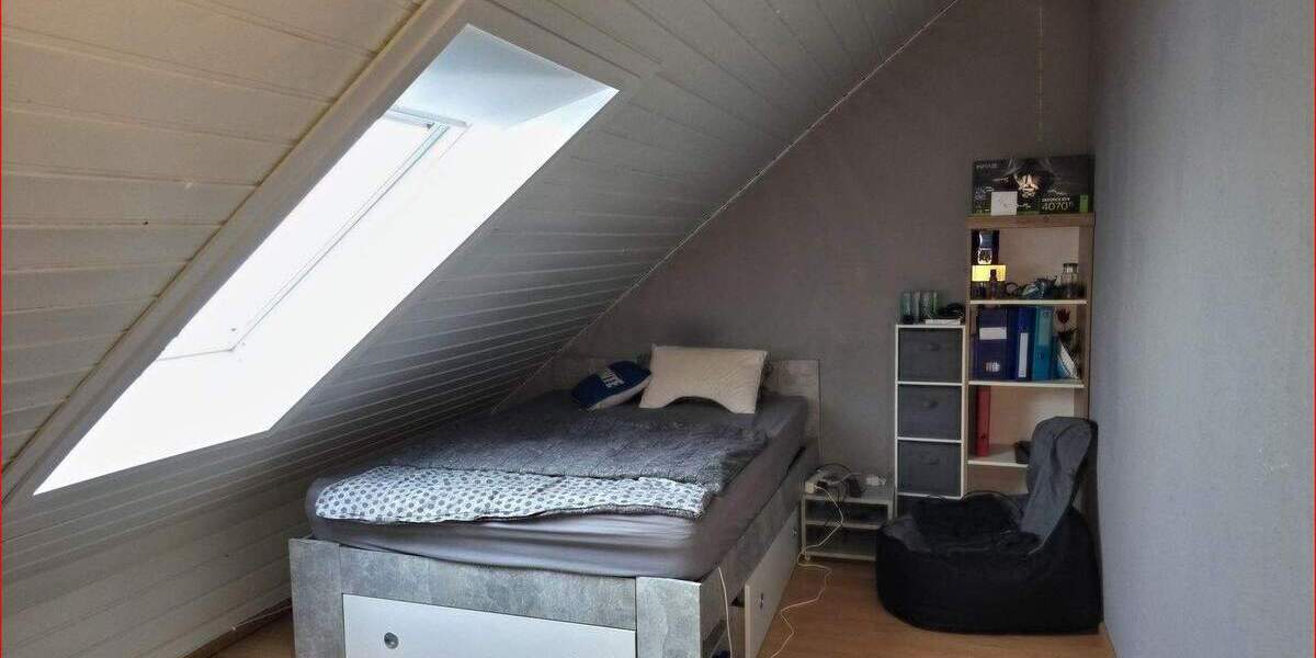 Etagenwohnung Karlsbad Langensteinbach - 5 Zimmer, 98 m&sup2;, 980&euro; | Angebot:25937584