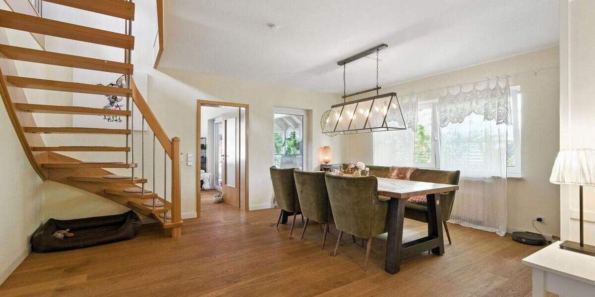 Einfamilienhaus Marxzell Pfaffenrot - 8 Zimmer, 234 m&sup2;, 580.000&euro; | Angebot:25728697