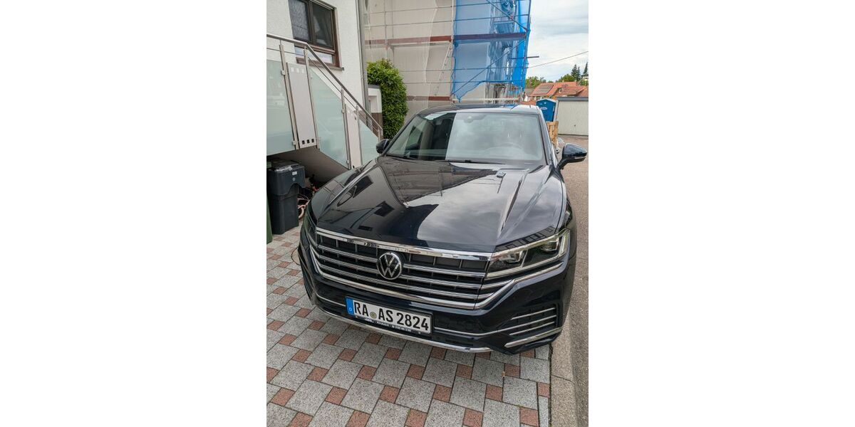 VW Touareg 70.000 km 44.500 &euro; Gernsbach 76593