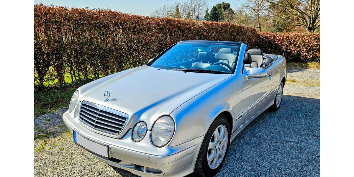 Mercedes-Benz CLK 200 93.600 km 11.900 &euro; Ettlingen 76275