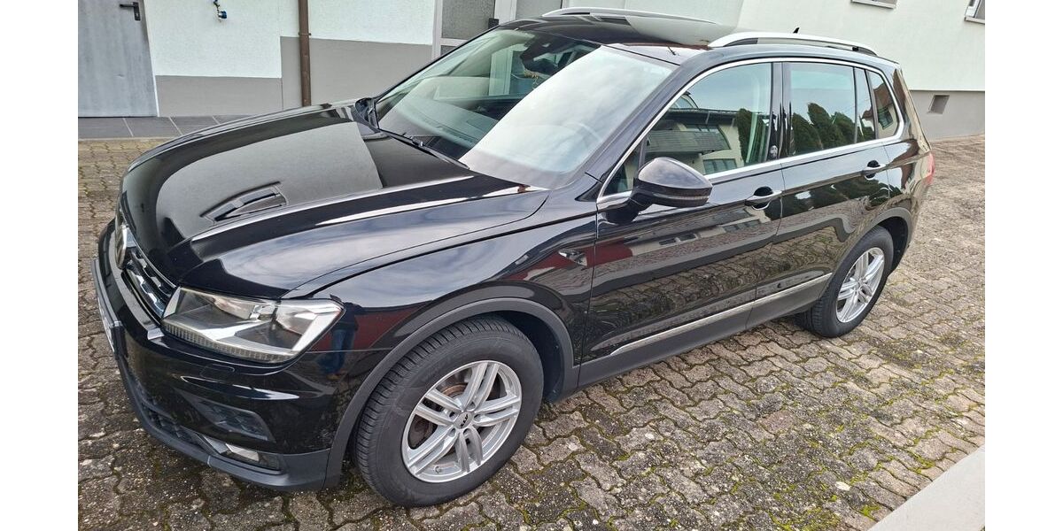 VW Tiguan 119.000 km 17.500 &euro; Neuburg 76776
