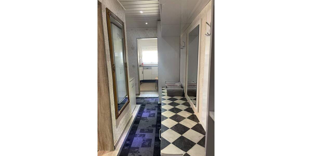 Etagenwohnung Rastatt - 4 Zimmer, 101 m&sup2;, 195.000&euro; | Angebot:25776347