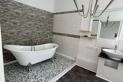 Wohnung Bad Wildbad - 6 Zimmer, 238 m&sup2;, 1.350&euro; | Angebot:22008265