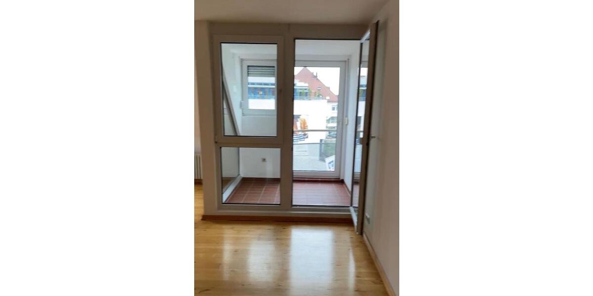 Dachgeschoßwohnung Bühl - 2 Zimmer, 62 m&sup2;, 1.050&euro; | Angebot:25919134