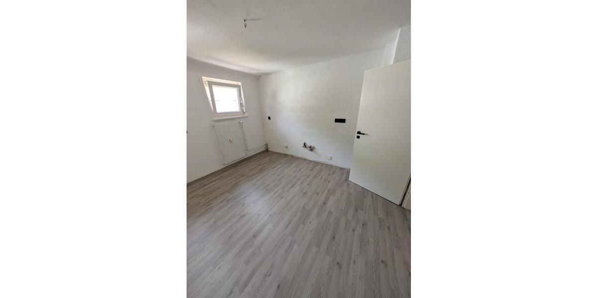 Dachgeschoßwohnung Höfen an der Enz - 2 Zimmer, 55 m&sup2;, 800&euro; | Angebot:25961943