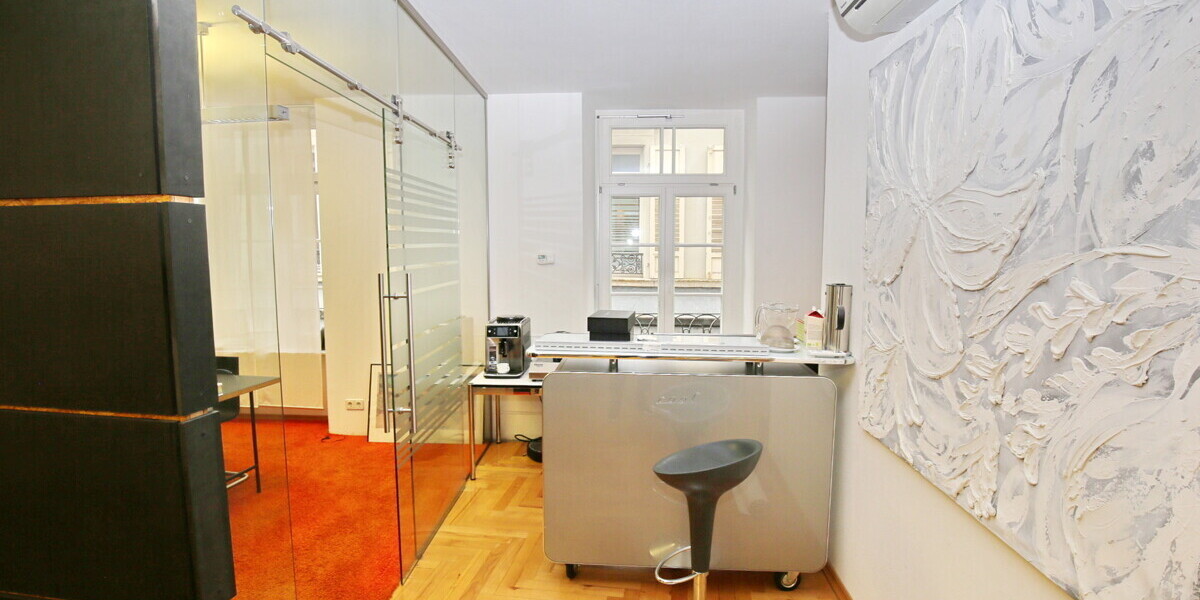 Großzügige Bürofläche in absoluter Bestlage - Gewerbeobjekt Baden-Baden Innenstadt | Angebot:23392198