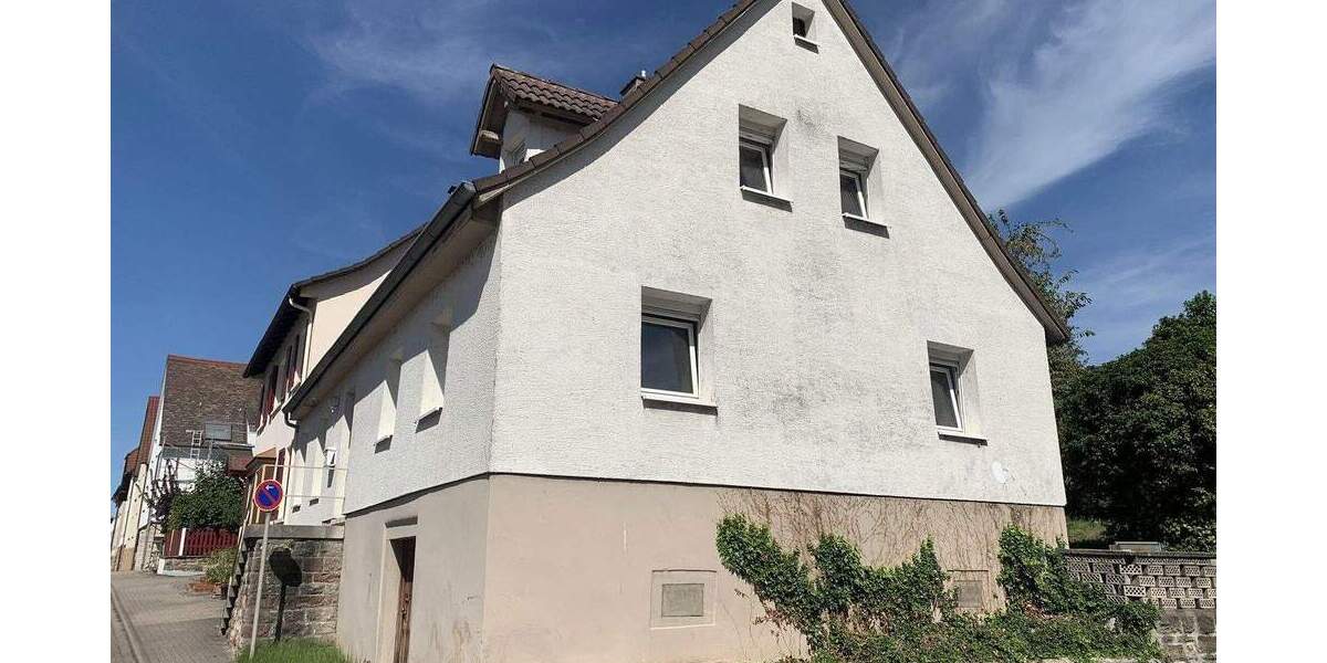 Mehrfamilienhaus, Wohnhaus Gaggenau - 5 Zimmer, 153 m&sup2;, 240.000&euro; | Angebot:25696034