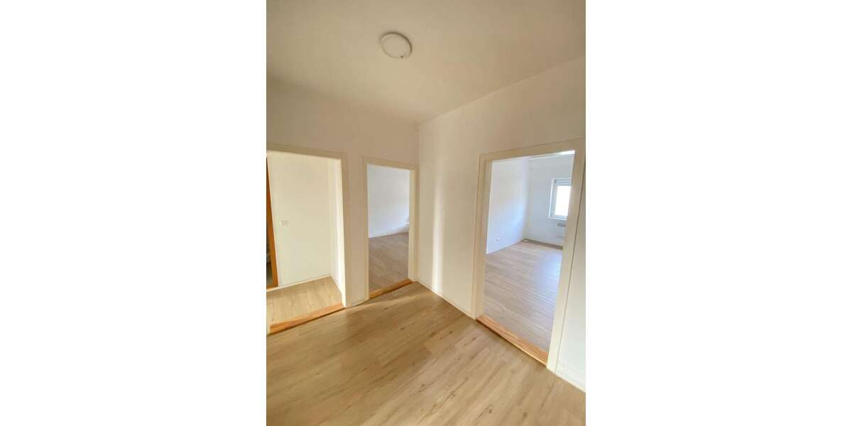 Etagenwohnung Ettlingen - 3 Zimmer, 85 m&sup2;, 1.050&euro; | Angebot:25625458