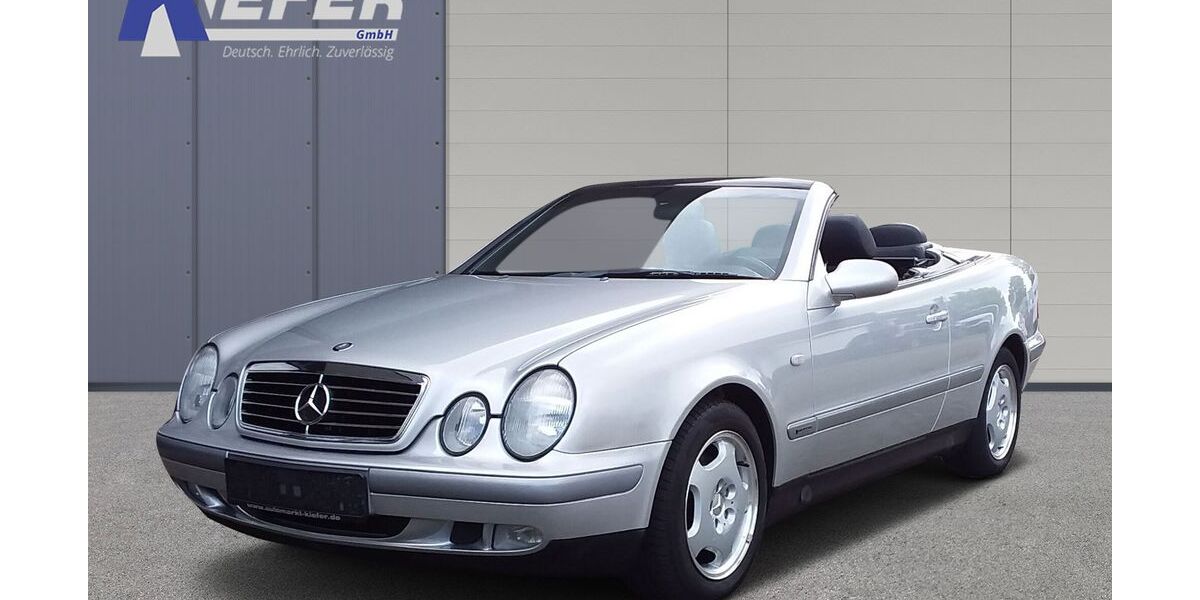 Mercedes-Benz CLK 230 109.800 km 7.990 &euro; Bühl 77815