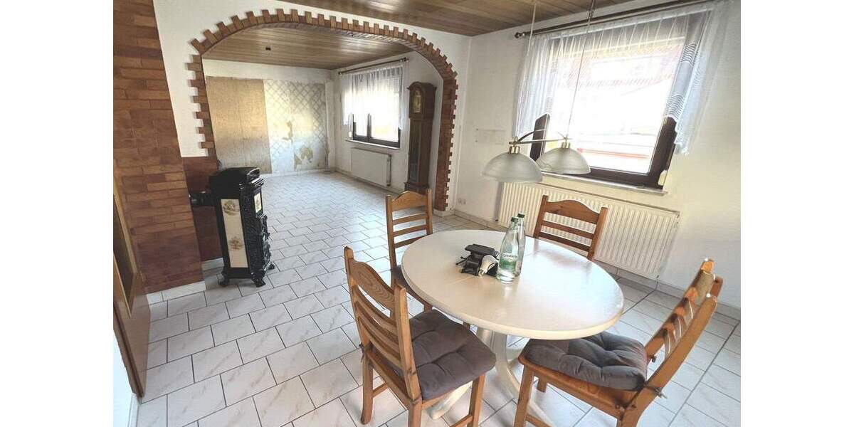 Mehrfamilienhaus, Wohnhaus Karlsbad Spielberg - 6 Zimmer, 139 m&sup2;, 449.000&euro; | Angebot:25686659