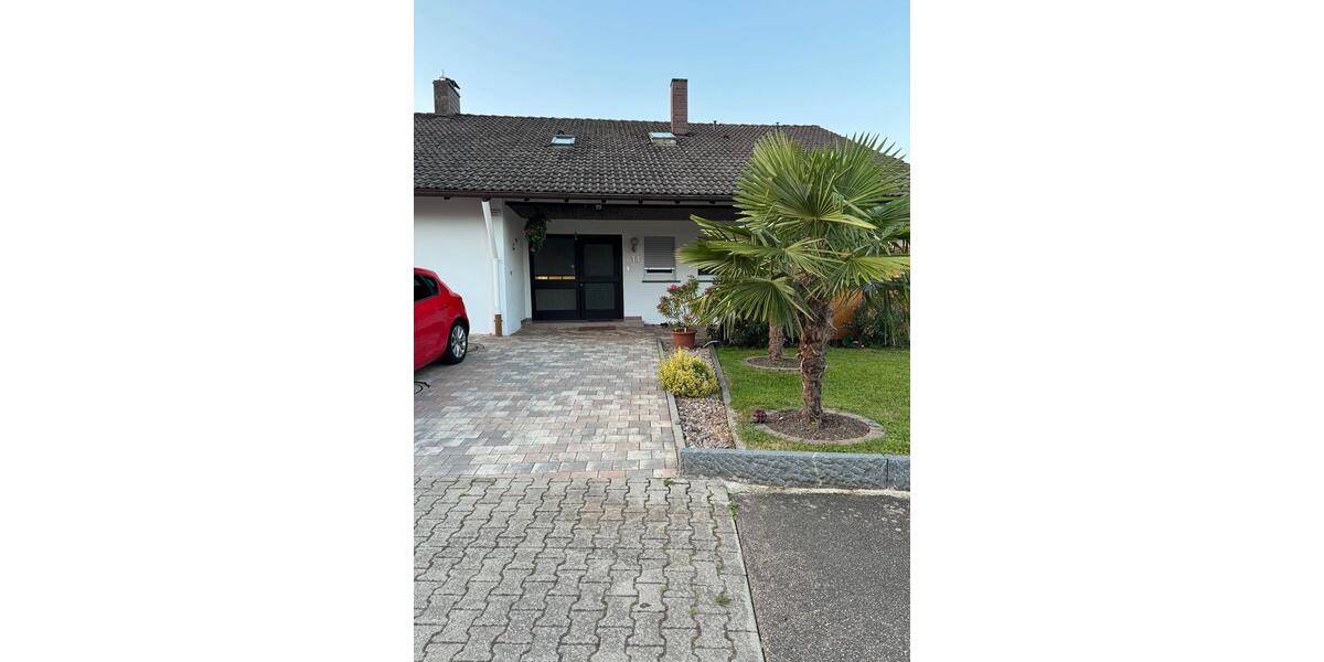 Dachgeschoßwohnung Gaggenau - 1 Zimmer, 110 m&sup2;, 960&euro; | Angebot:25420989