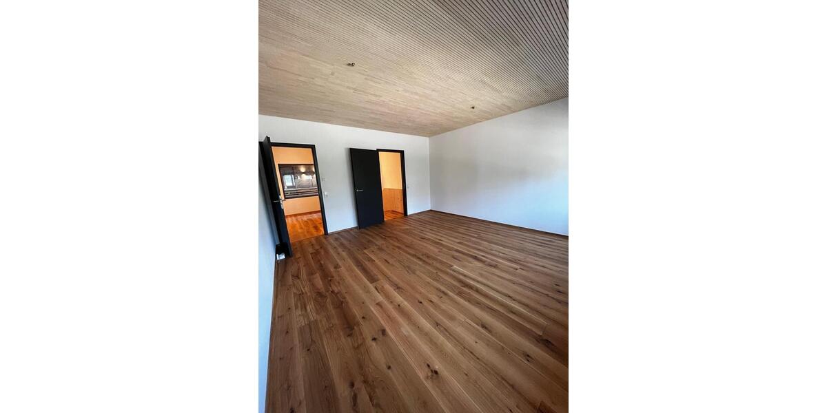 Etagenwohnung Achern - 5 Zimmer, 153 m&sup2;, 1.900&euro; | Angebot:25272121