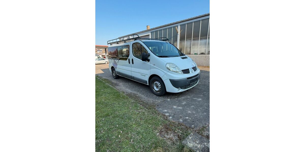 Renault Trafic 144.000 km 8.900 &euro; Baden-Württemberg - Eppingen 75031