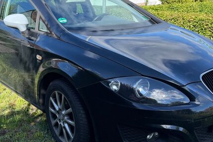Seat Leon 181.000 km 2.590 &euro; Iffezheim 76473