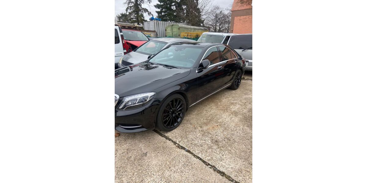 Mercedes-Benz S 350 150.000 km 19.900 &euro; Steinmauern 76479