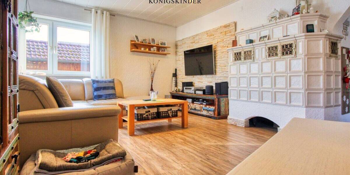 Mehrfamilienhaus, Wohnhaus Steinmauern - 6 Zimmer, 185 m&sup2;, 595.000&euro; | Angebot:25677658