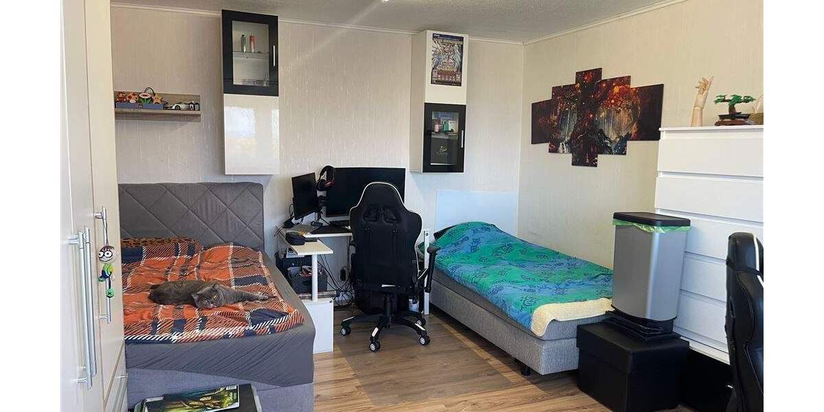 Etagenwohnung Rastatt - 4 Zimmer, 101 m&sup2;, 195.000&euro; | Angebot:25776347