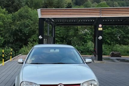 VW Golf 168.000 km 2.500 &euro; Bad wildbad 75323